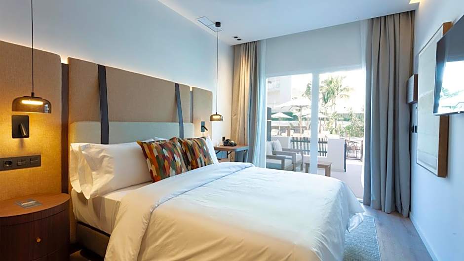 Hotel Indigo Gandia Beach By IHG