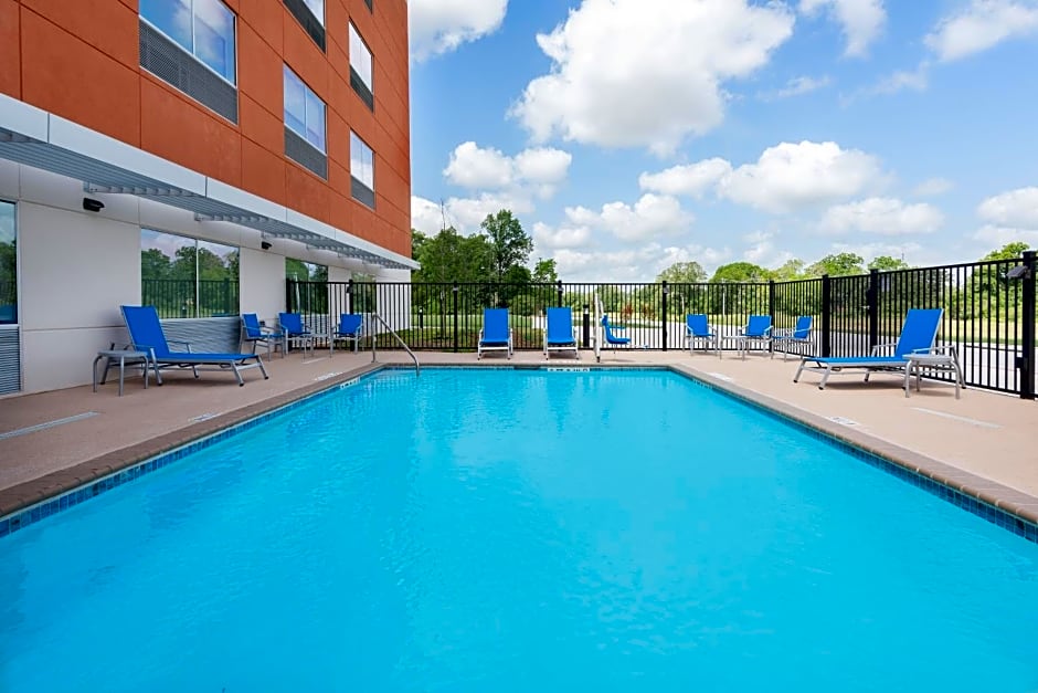 Holiday Inn Express & Suites Bryan - College Station By IHG