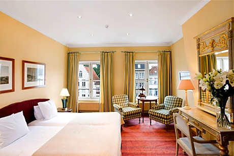 Comfort Double Room with Canal View