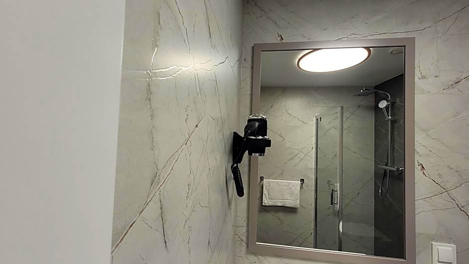 Hotel & Restauracja Wróblewscy