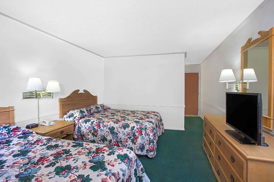 Knights Inn Pico Rivera