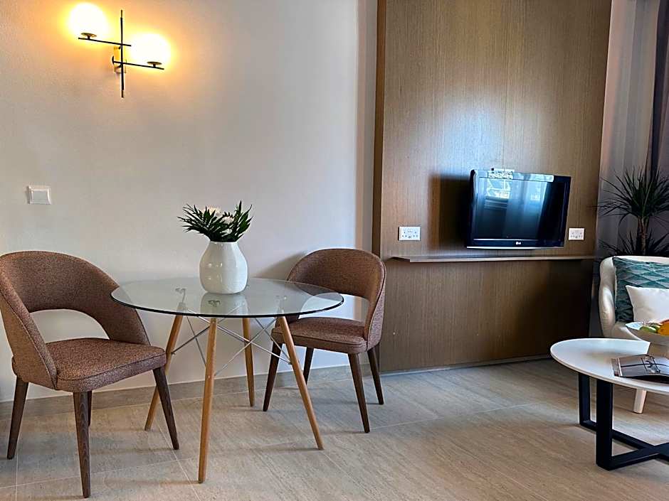 The King Jason Paphos - Designed for Adults