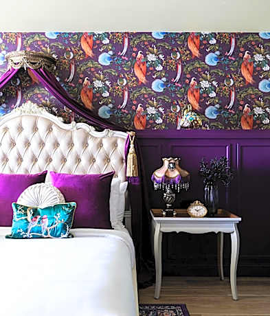 Victorian Salem King