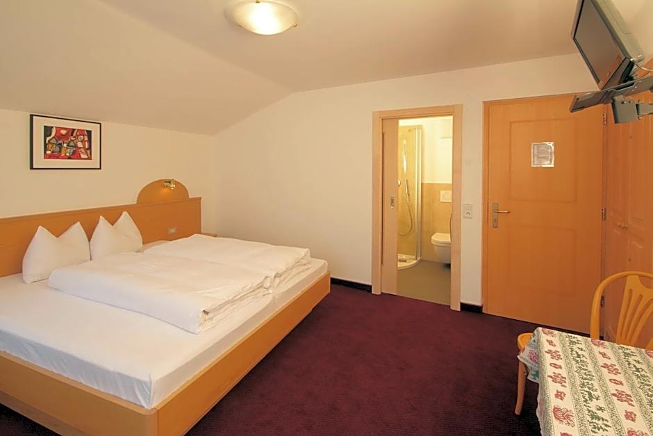 Pension & Residence Astoria