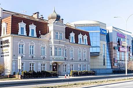 Hotel Diamond w Białym Dworku