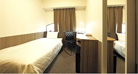 Single Room - Non-Smoking