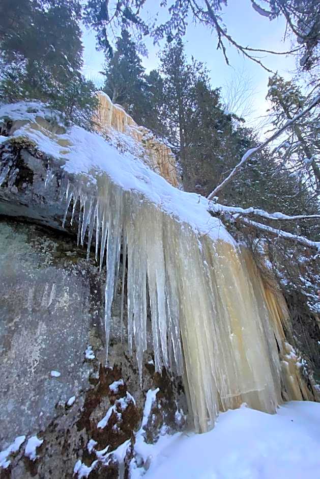 Kan-a-Mouche Pourvoirie Auberge et Chalets