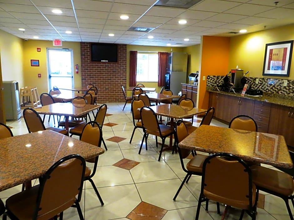 Microtel Inn & Suites By Wyndham South Bend/At Notre Dame