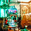 Hotel Mika Downtown