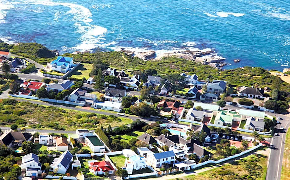 Whale Rock Luxury Lodge