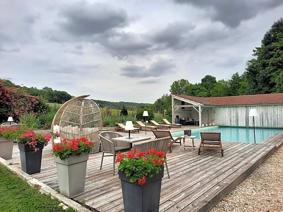 CHARME AU FIL DE L'EAU