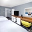 Hampton Inn By Hilton And Suites Annapolis