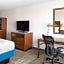 Hilton Garden Inn Denver South Park Meadows Area