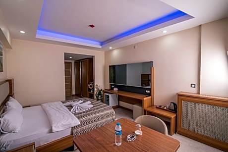 Single Room with Park View