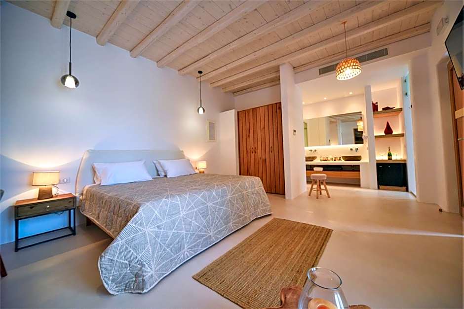 Myconian Crown Suites
