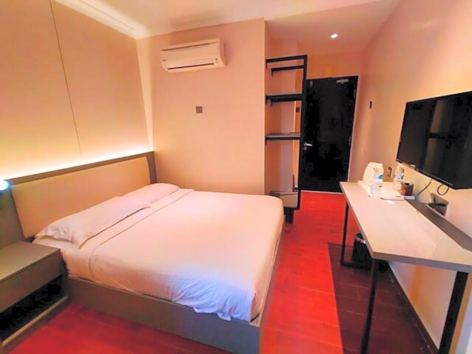 Hotel O GHC Near Penang Street Art Formerly Queen City Hotel