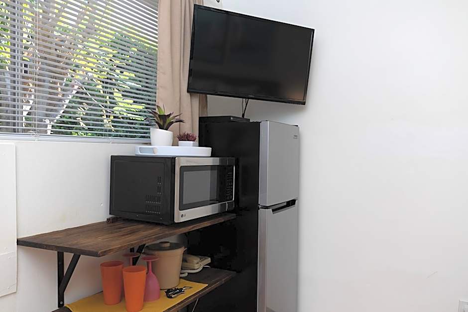 Float Palm Springs - Adults Only