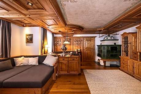 Suite with Garden View