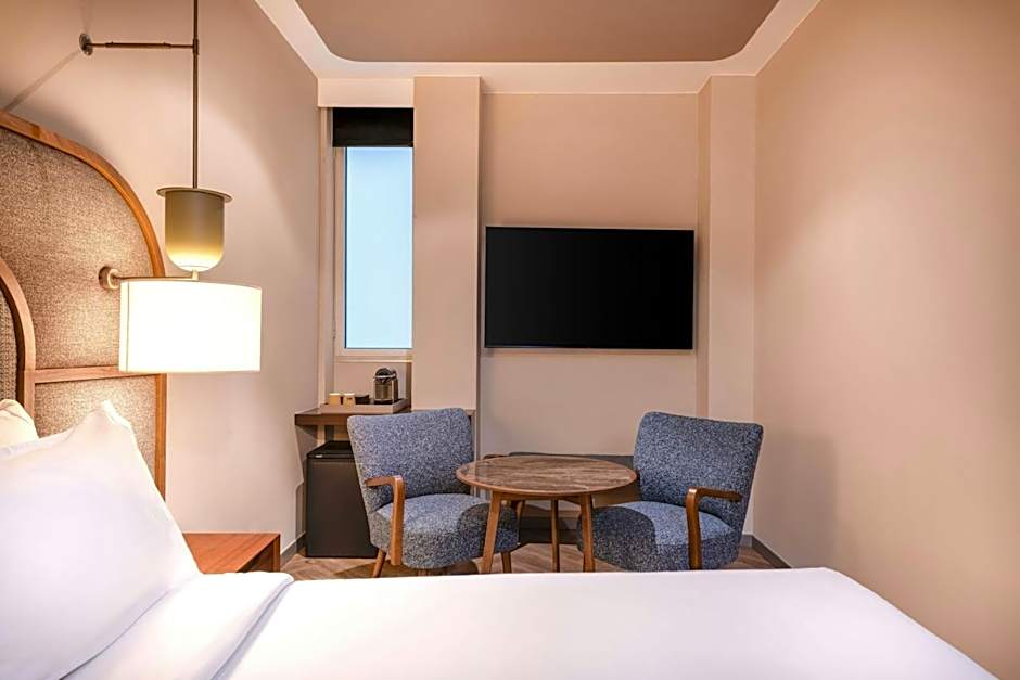 AC Hotel Palacio Universal