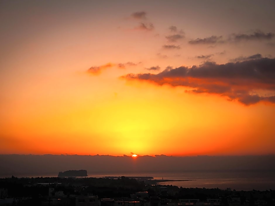 Benikea Jungmun Hotel