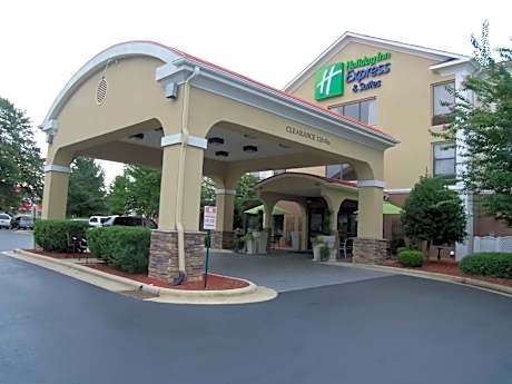 Holiday Inn Express Hotel & Suites Sanford By IHG