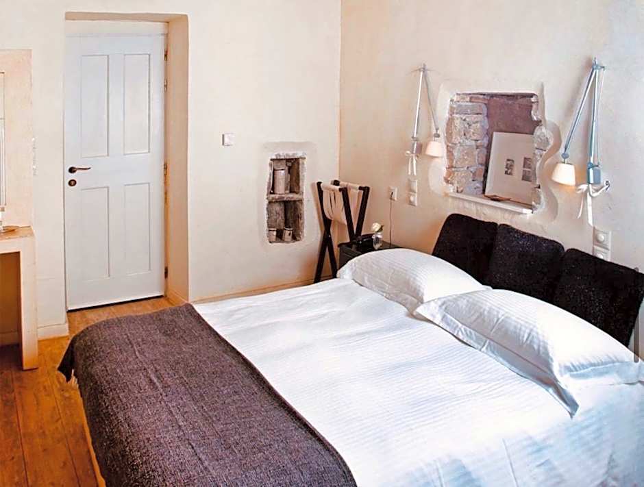 Mikro Papigo 1700 Hotel & Spa