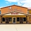La Huerta Inn & Suites