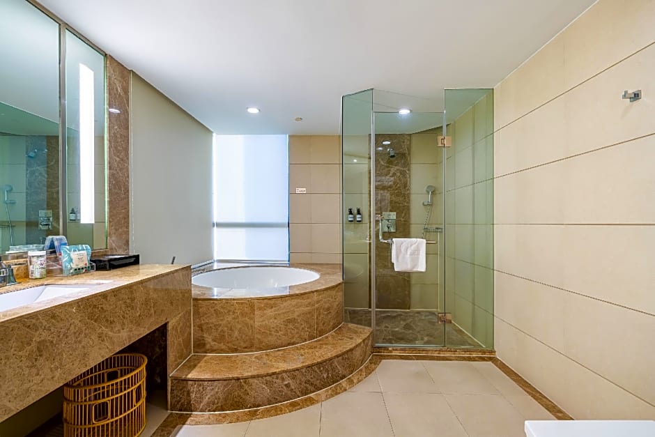 Rezen Hotel Ningbo Zhehai