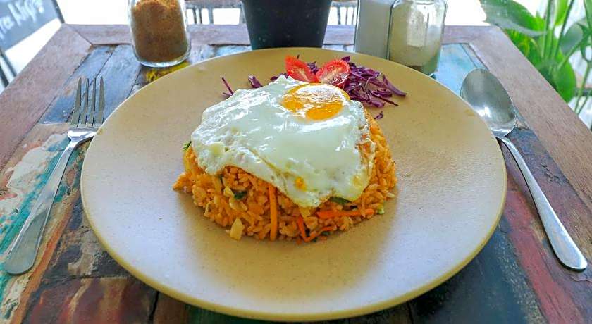 The Wina Echo Beach Guest House