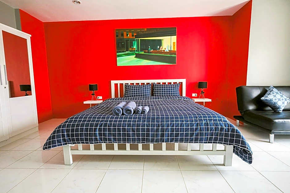 Karon Studio Apartment