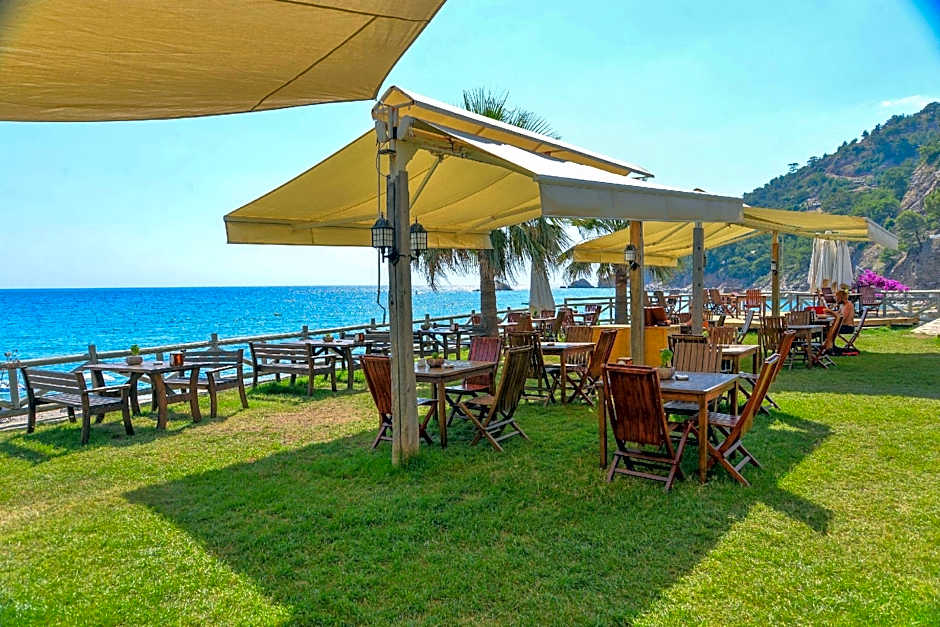Sea Valley Lodge