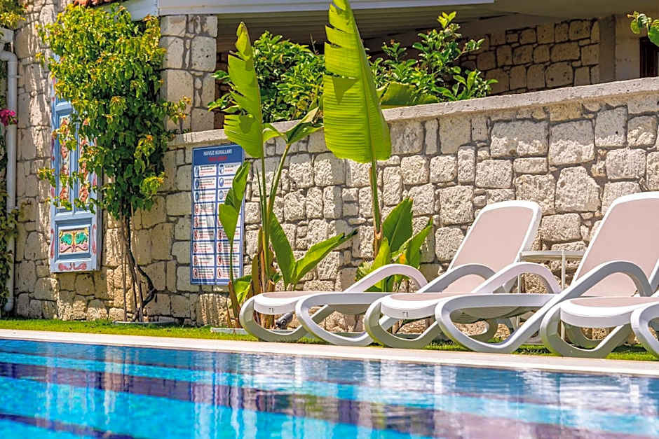 CEMAL ALACATI BUTIK HOTEL