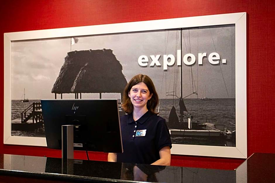 Hampton Inn By Hilton Gloucester