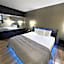 Hotel Mirage Brooklyn