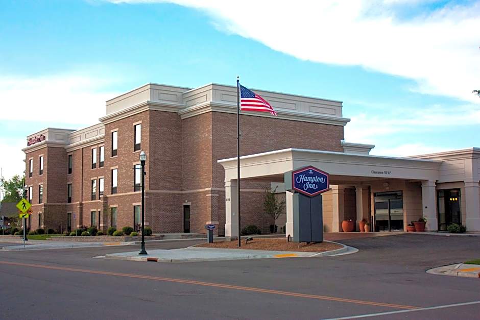 Photo 1 of 34 of Hampton Inn By Hilton Burlington