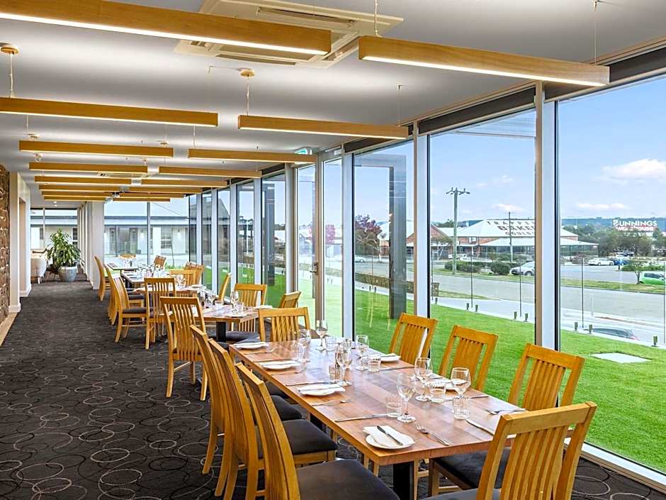Mercure Goulburn