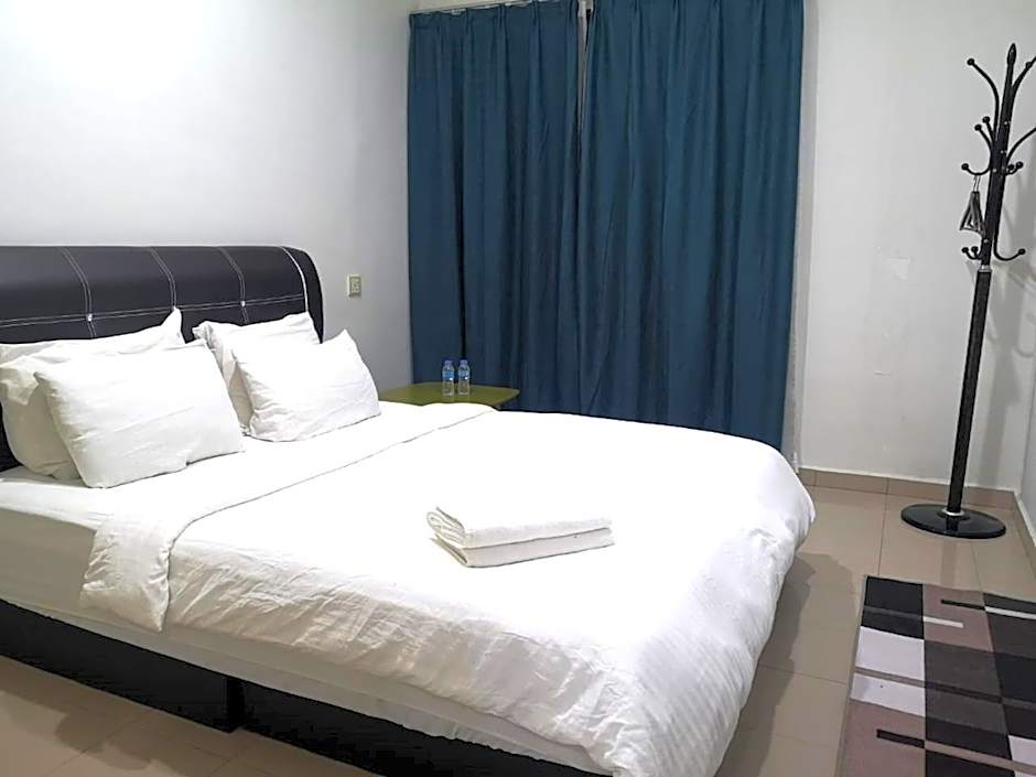 Photo 1 of 4 of Standard Double Room with Shared Bathroom