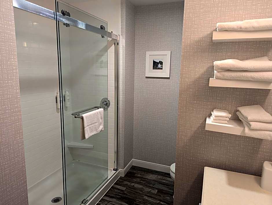 Hampton Inn By Hilton & Suites Cazenovia, NY