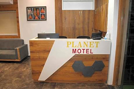 Planet Motel