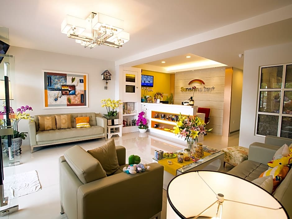 Sunshine Inn Plus