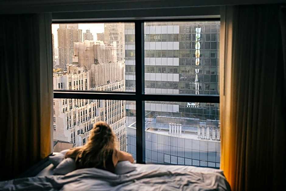 Renaissance by Marriott New York Times Square Hotel
