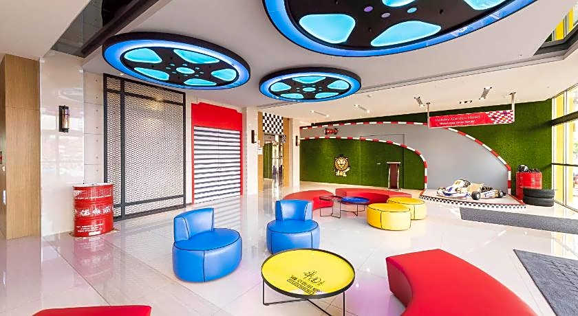 Holiday Garden Hotel SKM Park