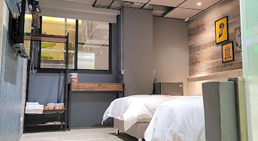 18th prussianblueinn