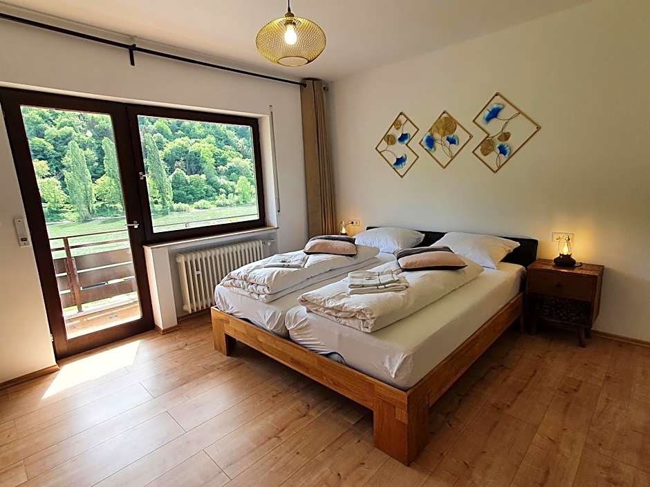 Römerstube Apartments & rooms