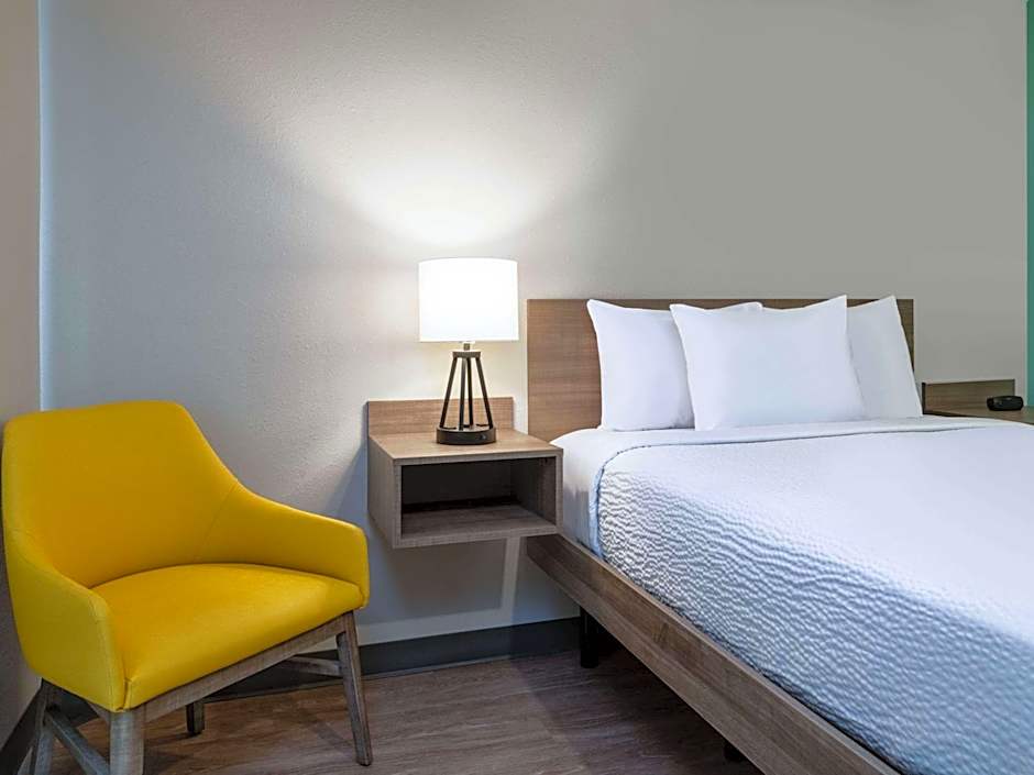 ECHO Suites Extended Stay by Wyndham Spartanburg
