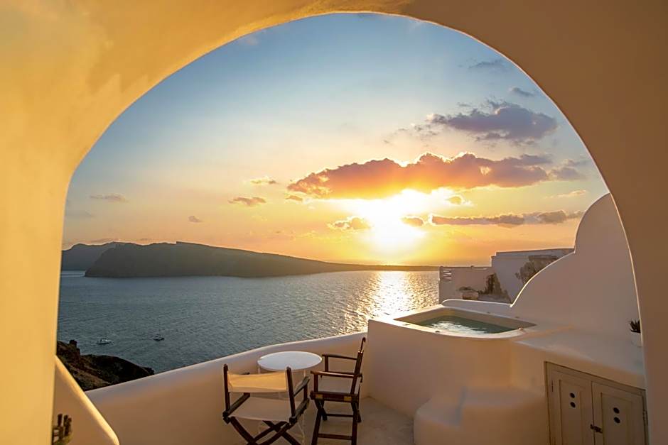 Oia Mare Villas