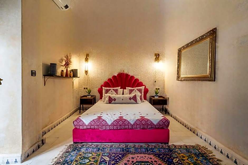 Riad 7 chambres - Petit dejeuner gratuit