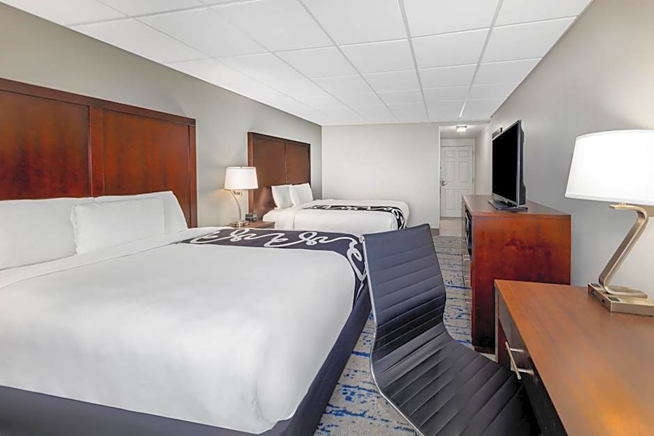 La Quinta Inn & Suites by Wyndham Lynnwood