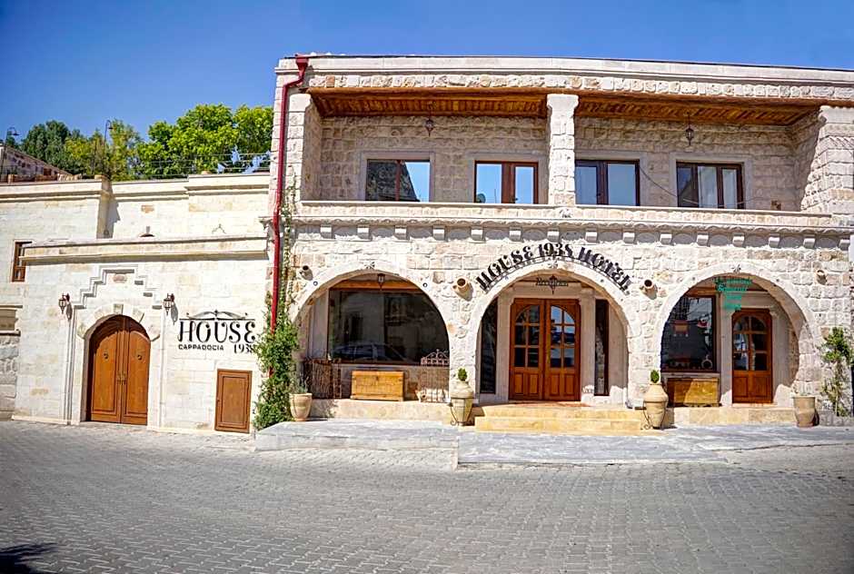 House 1938 Special Cave Hotel