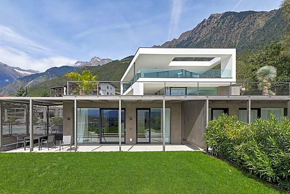 The View Luxury Suites